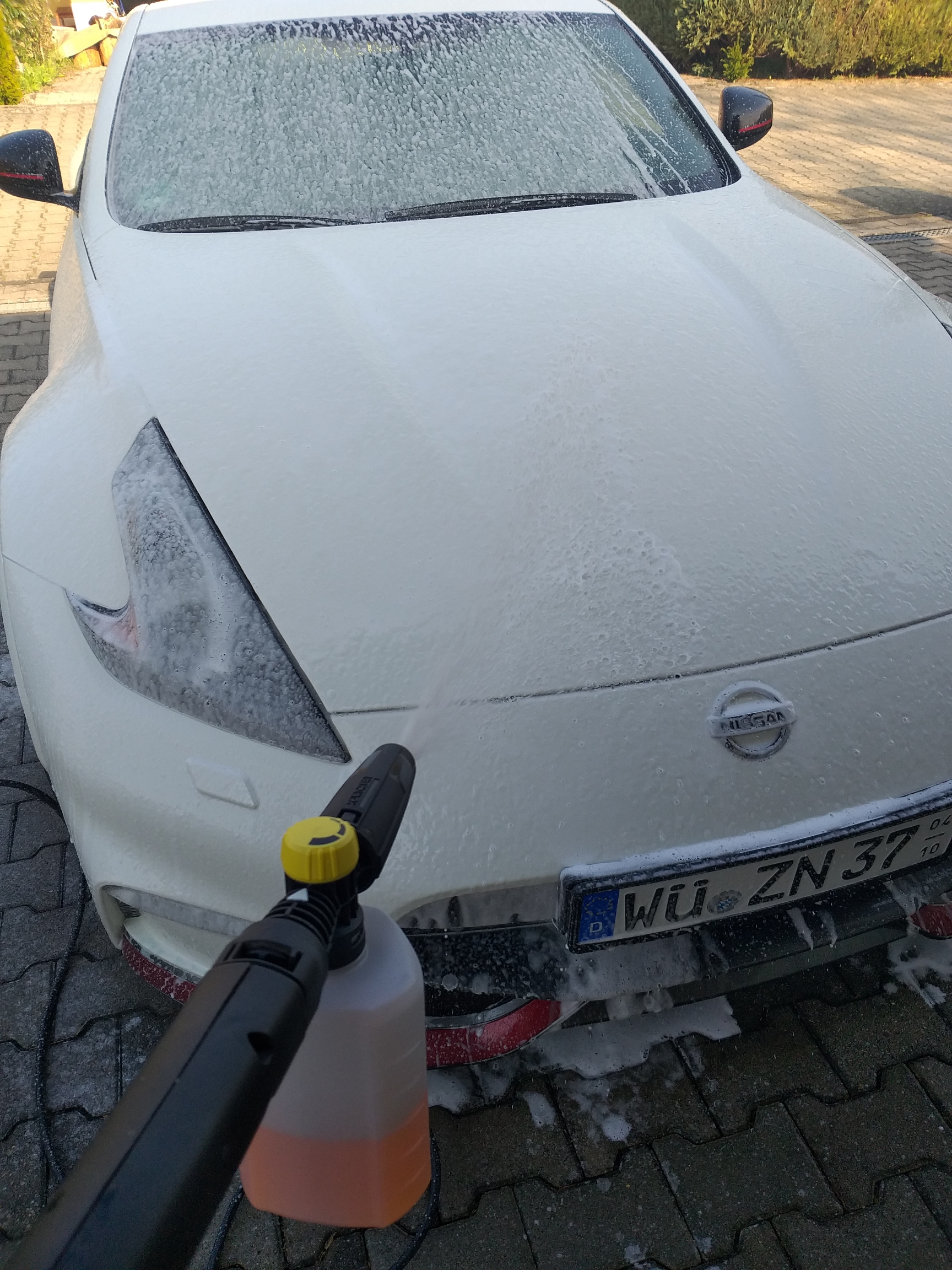 Nismo gets a foam wash :)